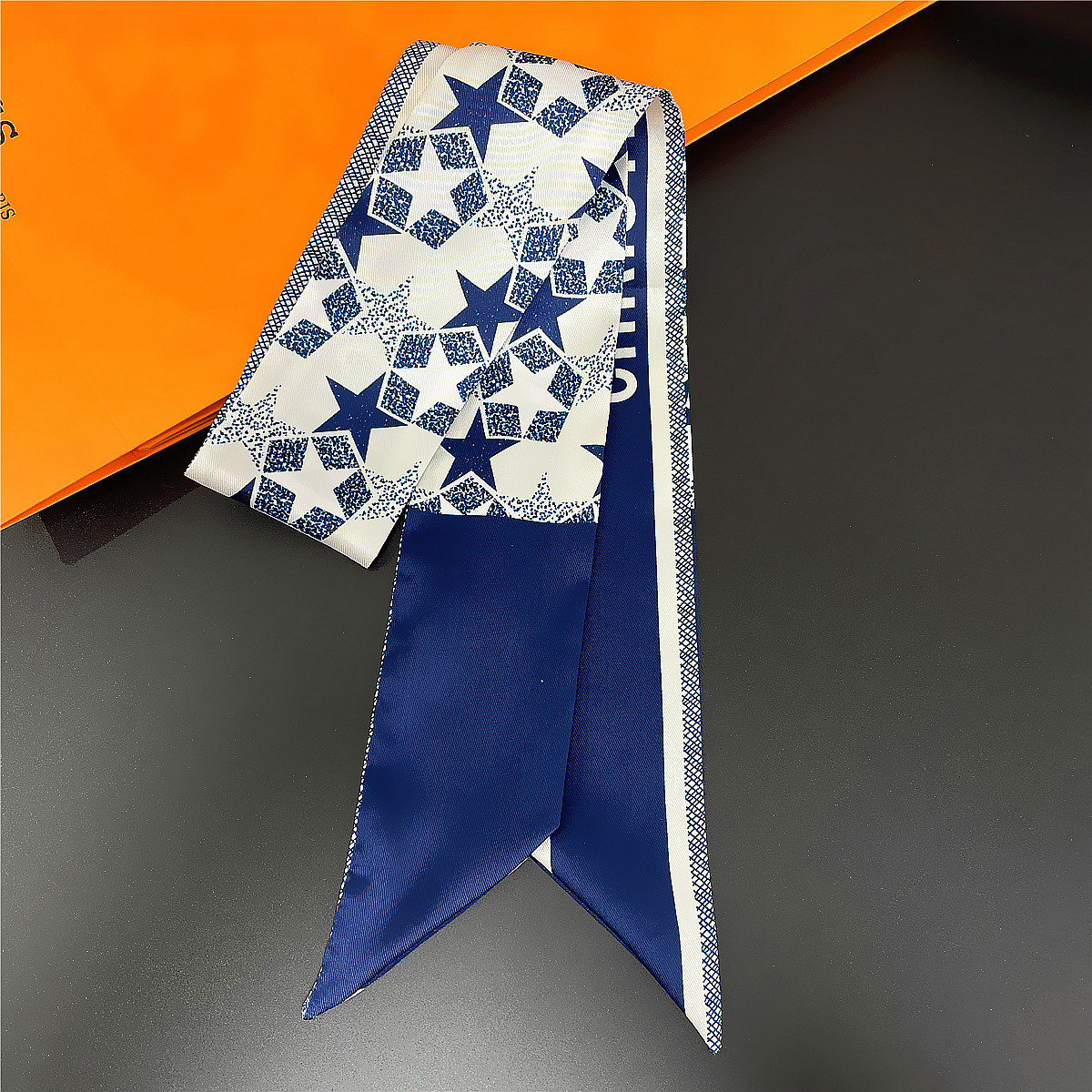 Little Silk Scarf for Women Luxury Plaid Star Printed Bag Handel Decoration Elgant Hair Band Hat Ribbon New Fashion Streamer alx