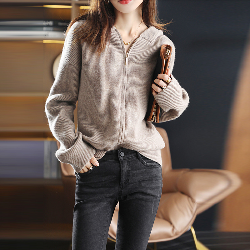 Cashmere knitted cardigan women’s hooded zipper coat sweater loose and comfortable autumn and winter new solid color wool Ja alx