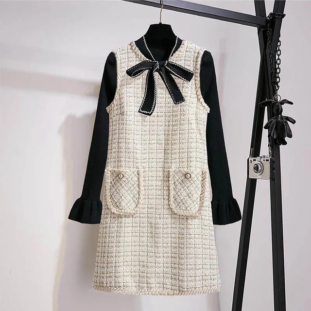 Bow Neck Flare Sleeve Black Knitted Sweaters Winter 2022 Plaid Vintage Sleeveless Dresses For Women Two-piece Set Womens Suit alx