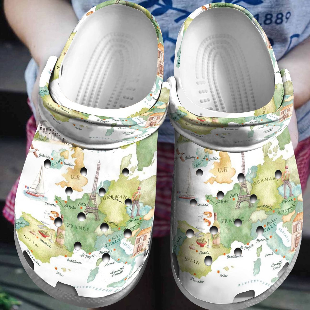 Travelling Personalized Clog, Custom Name, Text, Color, Number Fashion Style For Women, Men, Kid, Print 3D Find Your Way