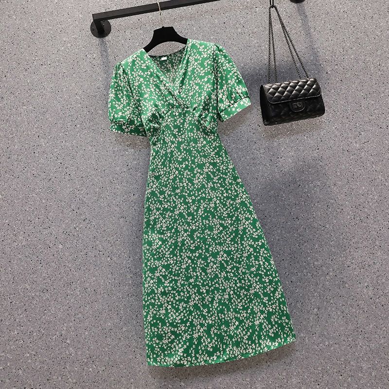 Women’s summer 2021 new slim floral long skirt covering belly, western style, age-reducing green dress alx