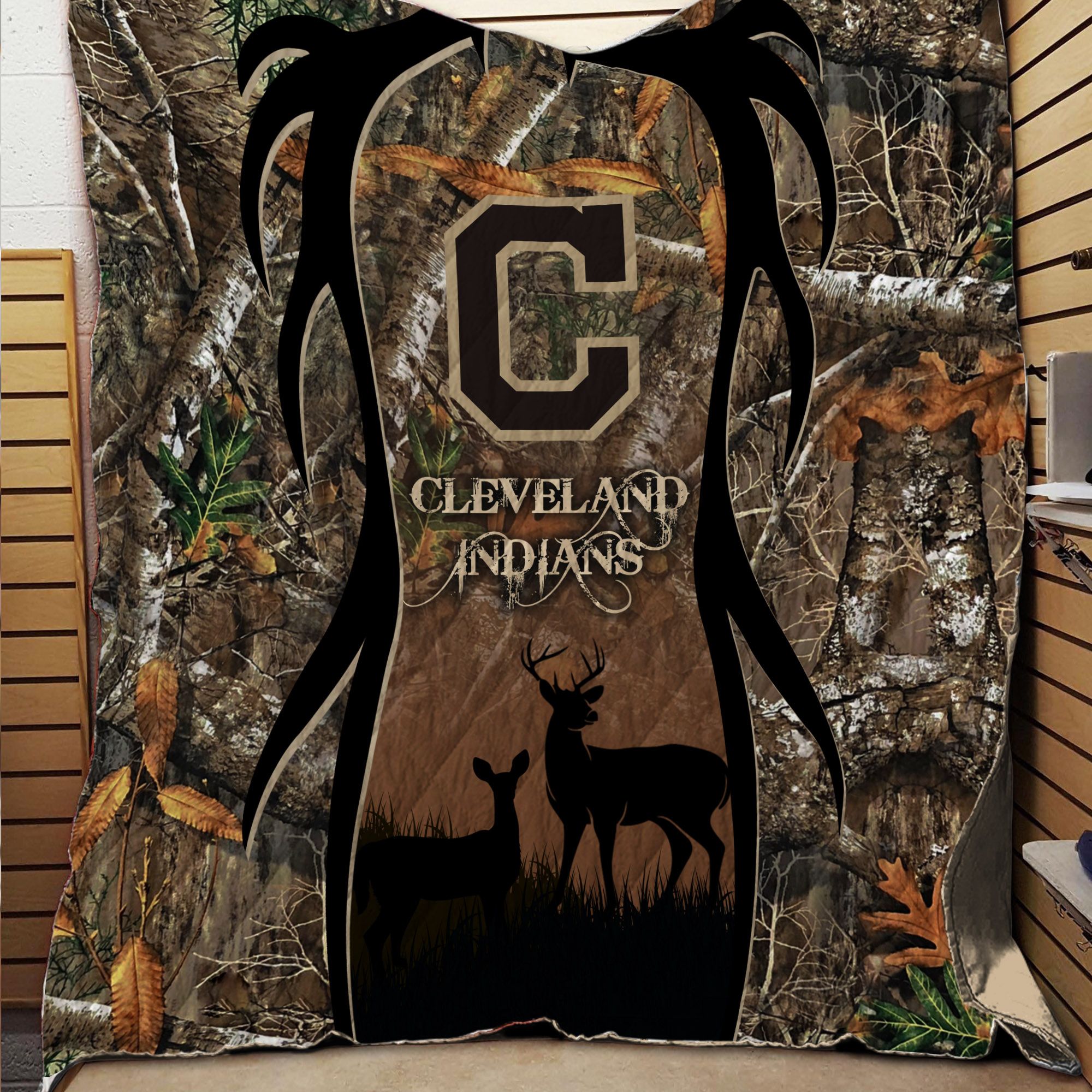 Cleveland Indians Hunting Realtree Camo Quilt 263 L1MTH1851