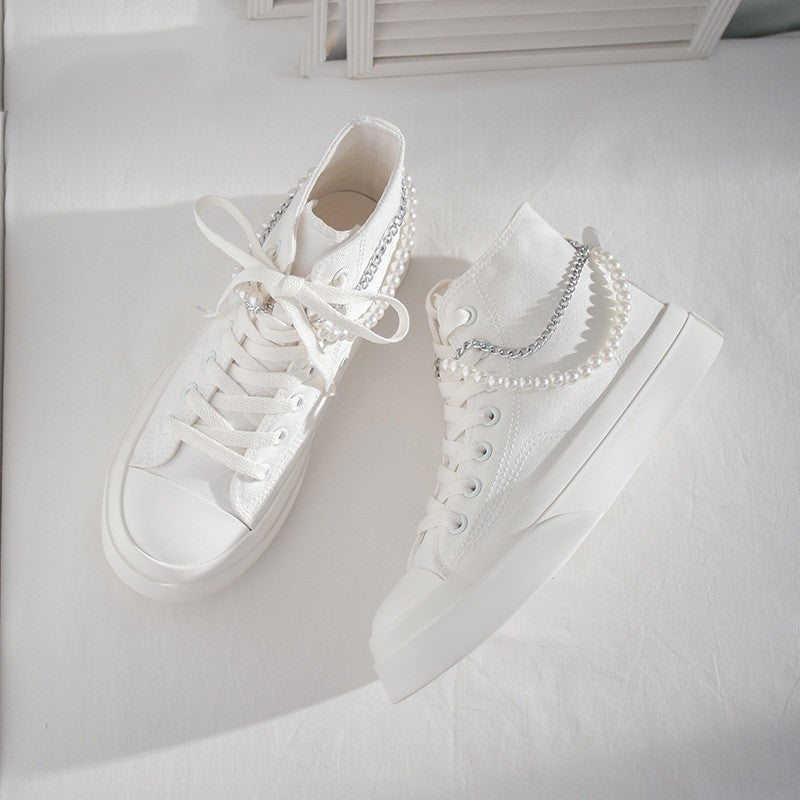 Pretty Pearly White Leather Shoes – Women’S