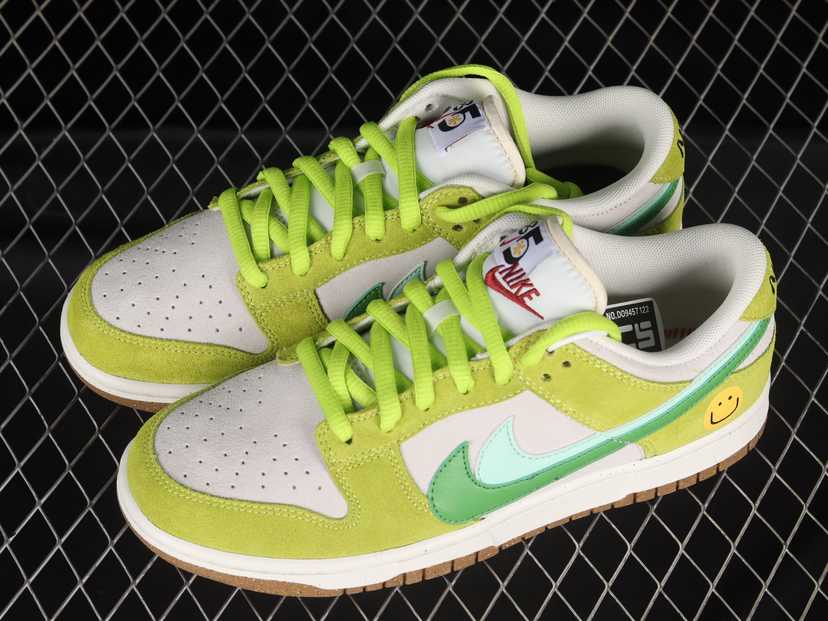 Nike SB Dunk Low 85 Green Apple Smiling Face Shoes Sneakers SNK658258547