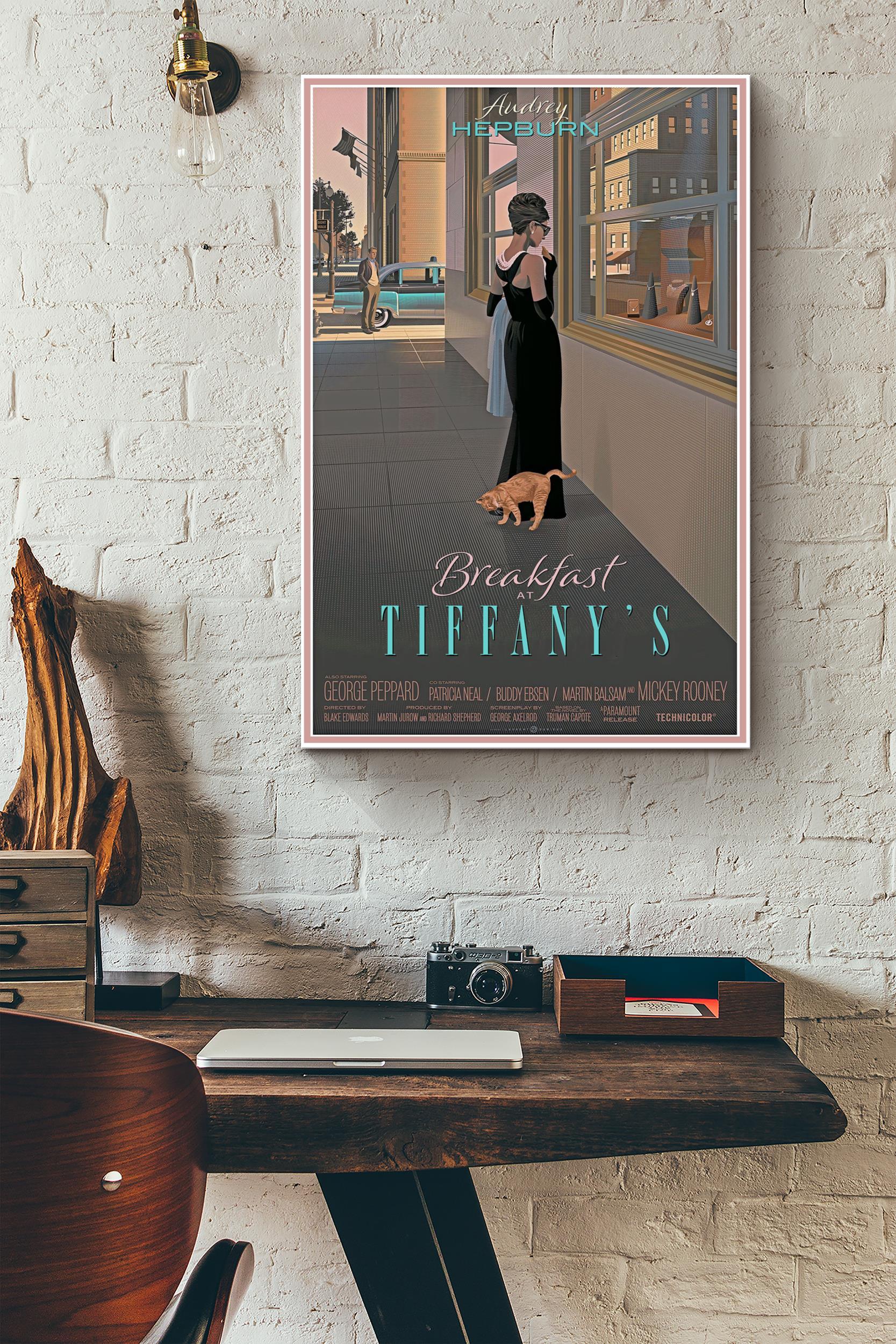 Breakfast At Tiffany’S Poster – Luxury Wall Art – Gift For Lady, Cat Lover, The Rich, Home Decor (Unframed) Poster