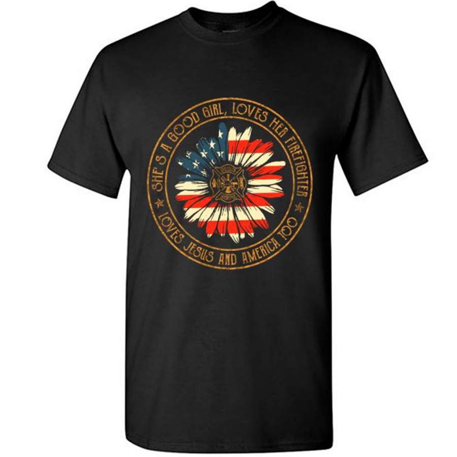 She’s A Good Girl Loves Her Firefighter Loves Jesus And America Too, Circle Vintage Classic Retro – Gildan Short Sleeve Shirt