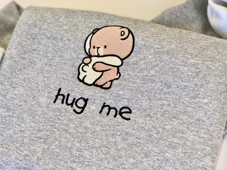 Hug Me Couple Bear Embroidered Sweatshirt