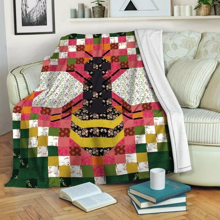 Bee Abstract Square Pattern Background Fleece Blanket, Sherpa Blanket, Gift For Parent, Family Member, Friends Gift, Christmas Gift, Home Decor, Home Living