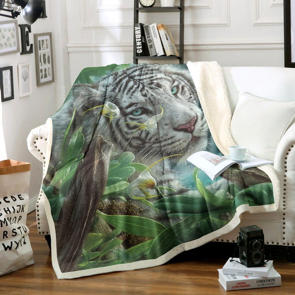 White Tiger Of Eden Sherpa Fleece Blanket UF