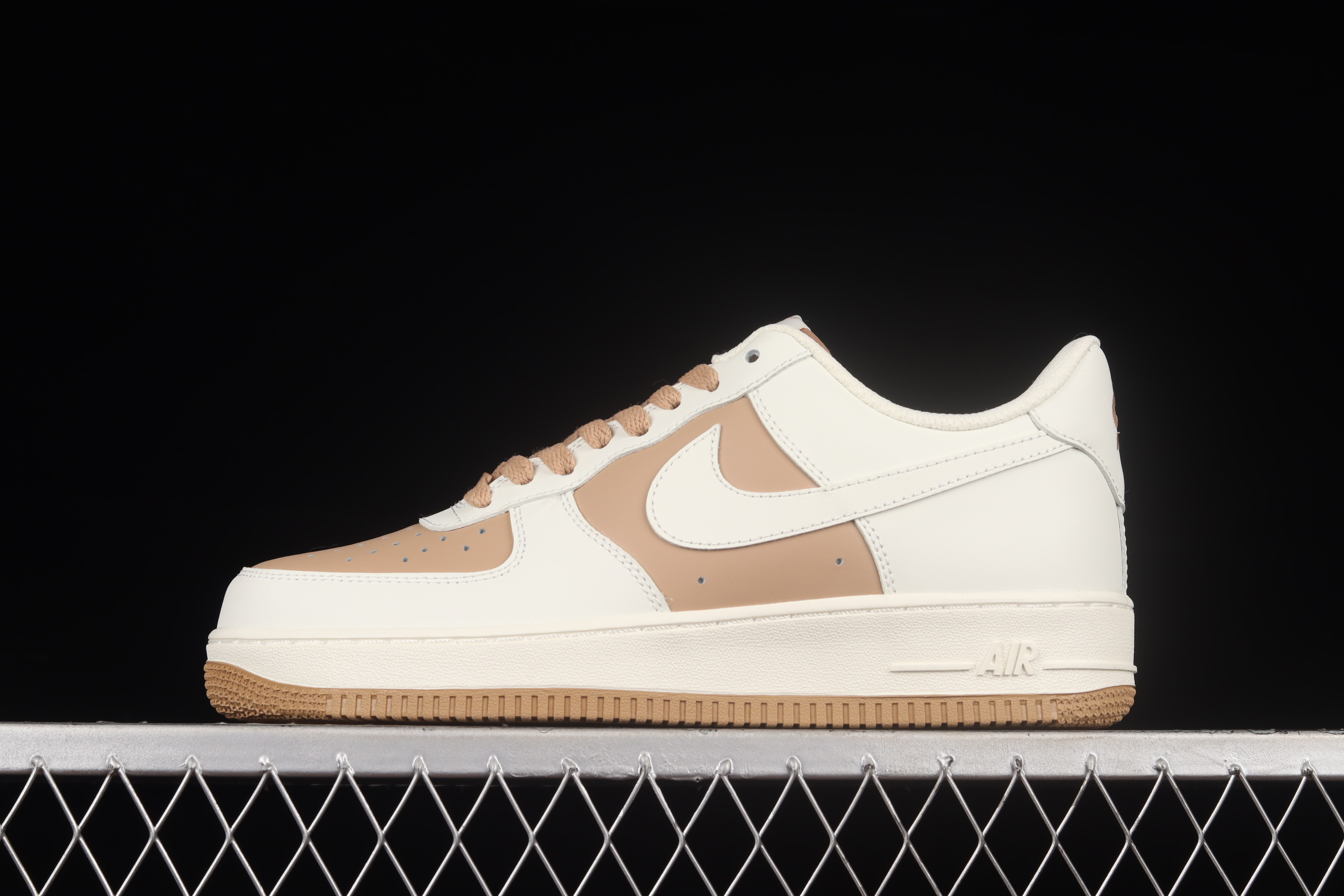 Nike Air Force 1 07 Low Cream Light Coffee White Shoes Sneakers SNK131196156