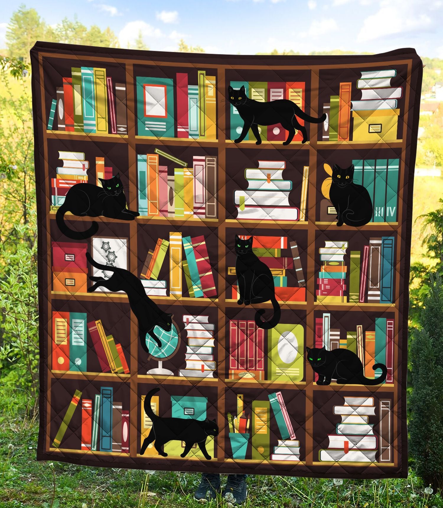 mp0611-cat-black-cats-on-bookshelf-quilt-sothwarm