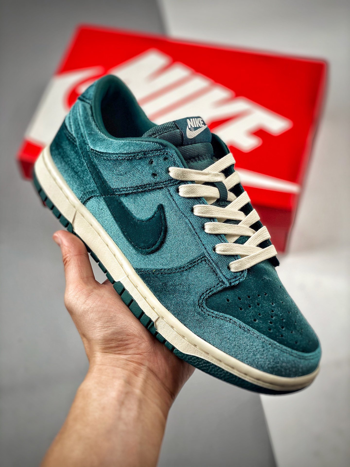 Nike Dunk Low Green Velvet Dark TealWhite DZ5224-300 5339403