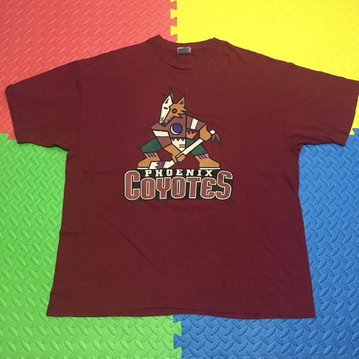 Vintage 90S Phoenix Coyotes Team Shirt