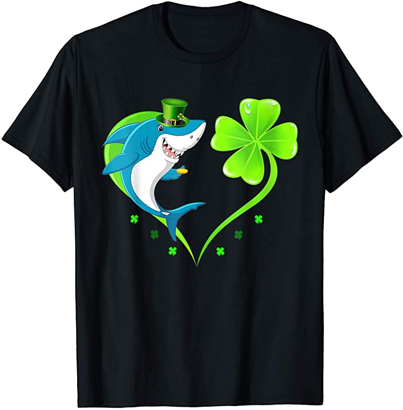 Shark Shamrock Heart St.Patrick Day Gift Shark Leprechaun T-Shirt