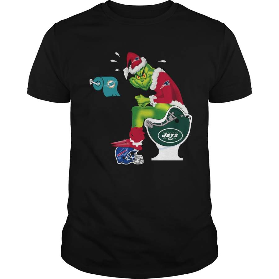 New England Patriots Grinch Santa Toilet T-Shirt