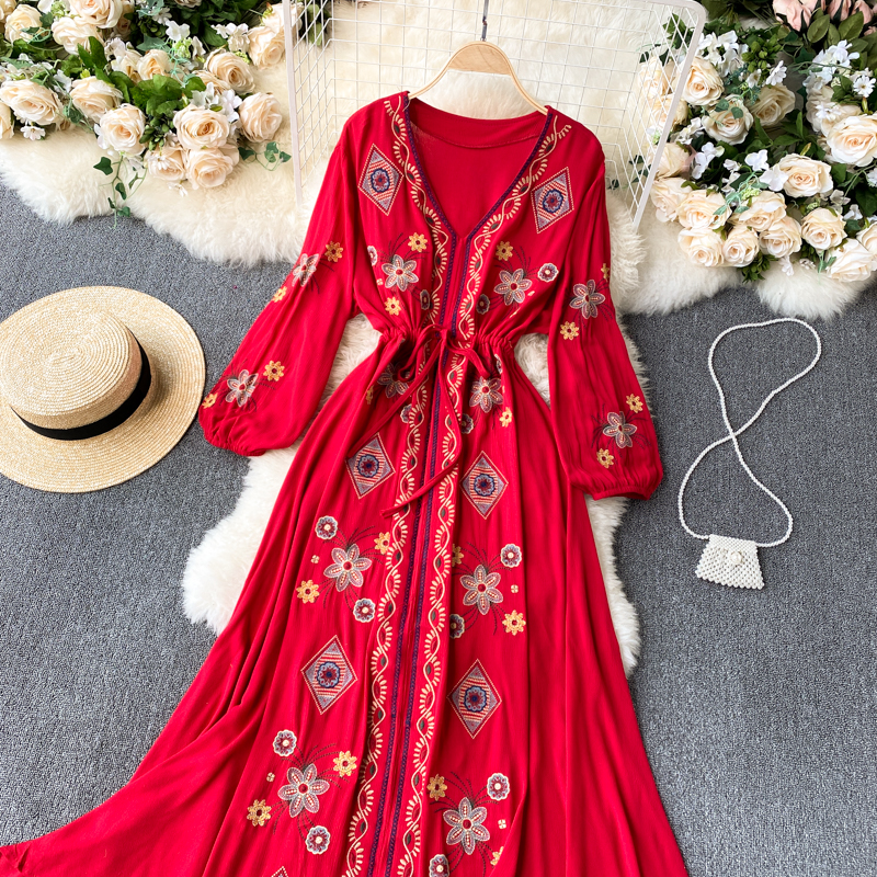 2021 spring summer new women’s V-neck embroidery cotton and linen A-line dress female lace-up waist vacation Ethnic dresses alx