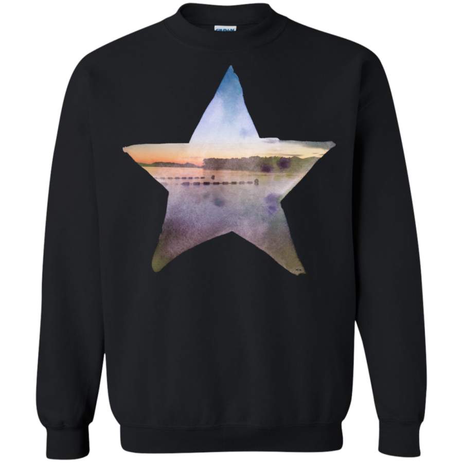 AGR Star with a scene_4 v1  T-Shirt & Hoodie