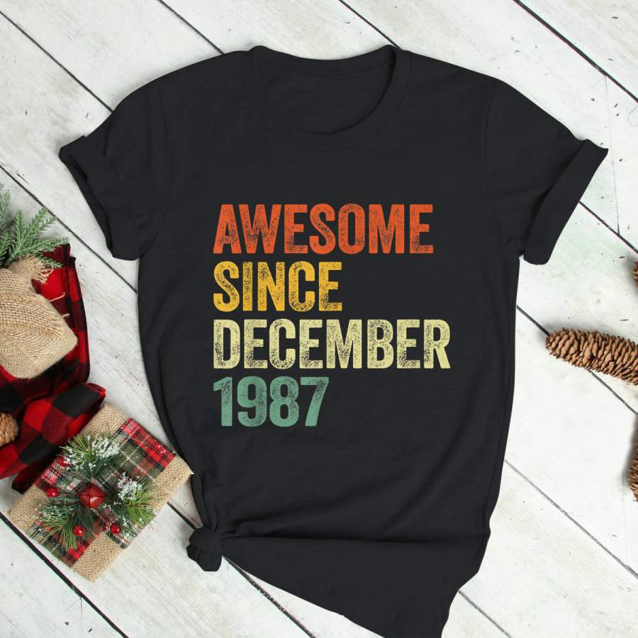 33 Years Old Gifts Awesome Since December 1987 33th Birthday T-Shirt