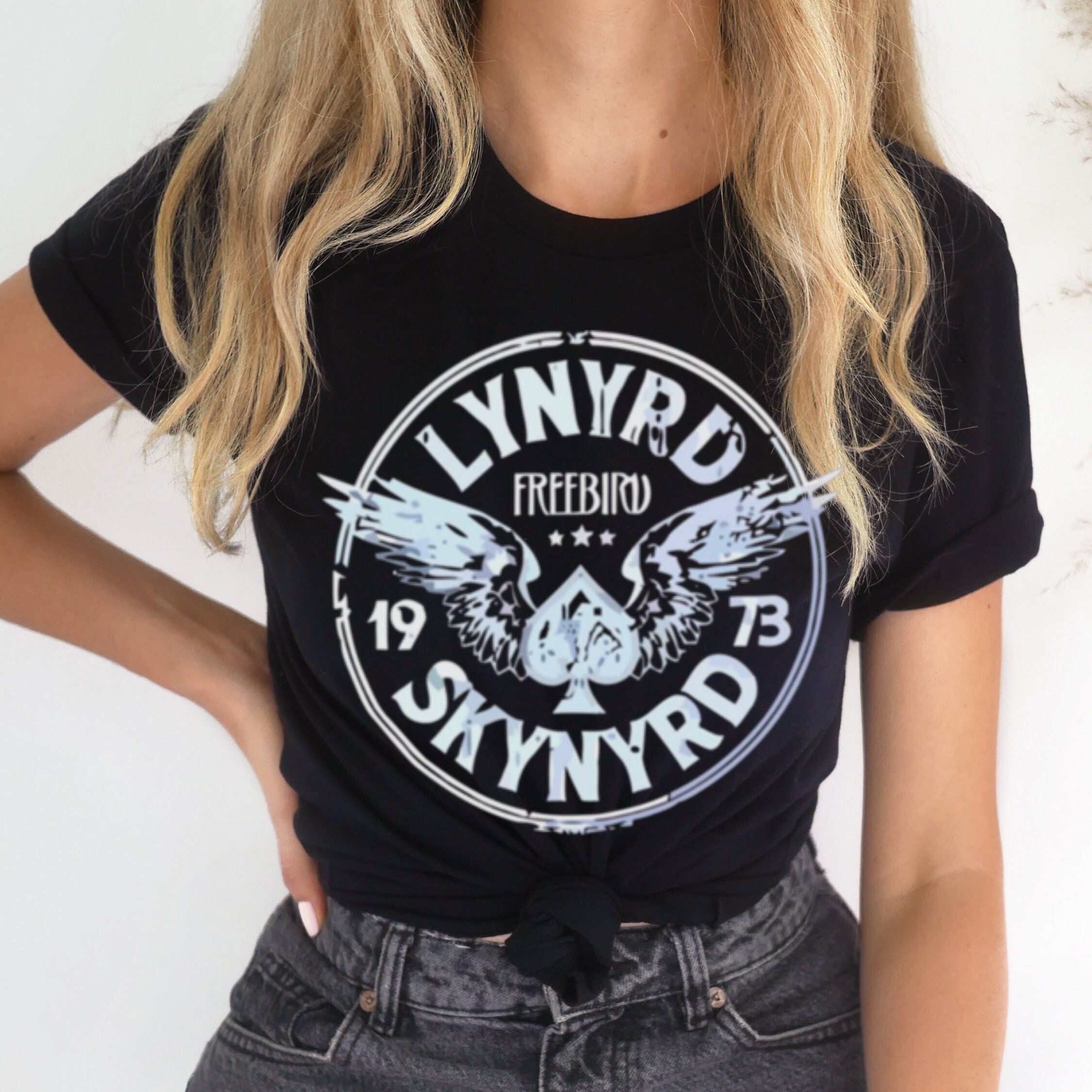 Lynyrd Skynyrd Freebird Shirt, Retro Graphic Tee, Graphic Tees Women, Graphic Tees Vintage, Boho Graphic Tees, 70s Vintage, Aesthetic Shirt