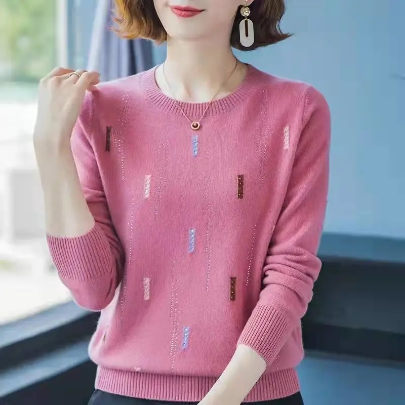 2022 New Middle-aged Women’s Sweaters Pullovers Autumn Knitted Junper Female O-neck Embroidered Knitting Sweater Mother Tops 6XL alx