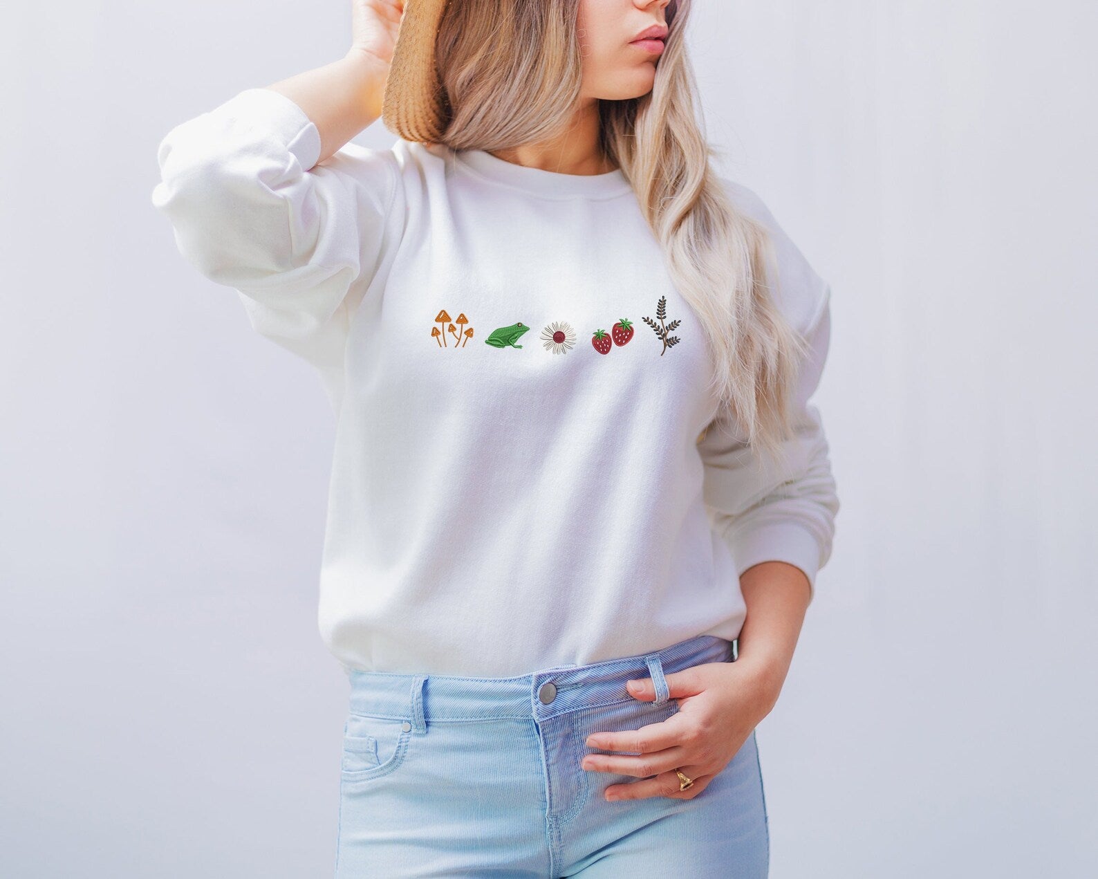 Mushroom Embroidered Halloween Sweatshirt 2D Crewneck Sweatshirt All Over Print Sweatshirt For Women Sweatshirt For Men Sws3335