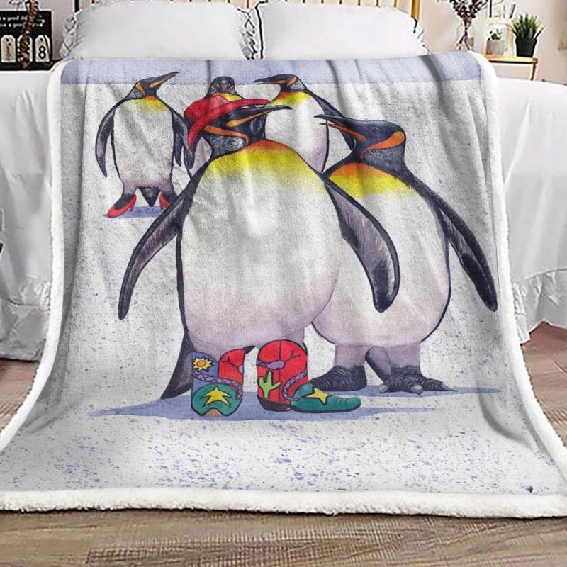 Penguin VD2410182F Sherpa Fleece Blanket