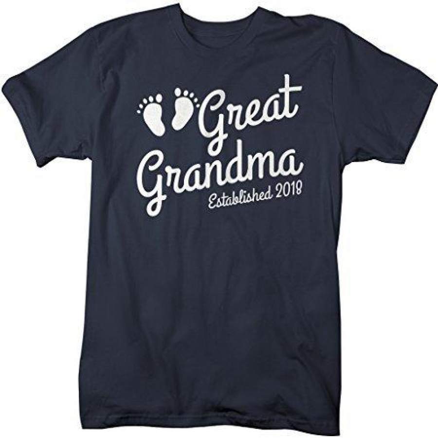 Shirts By Sarah Women’s Great Grandma Established 2018 T-Shirt Baby Feet Cute Shirts