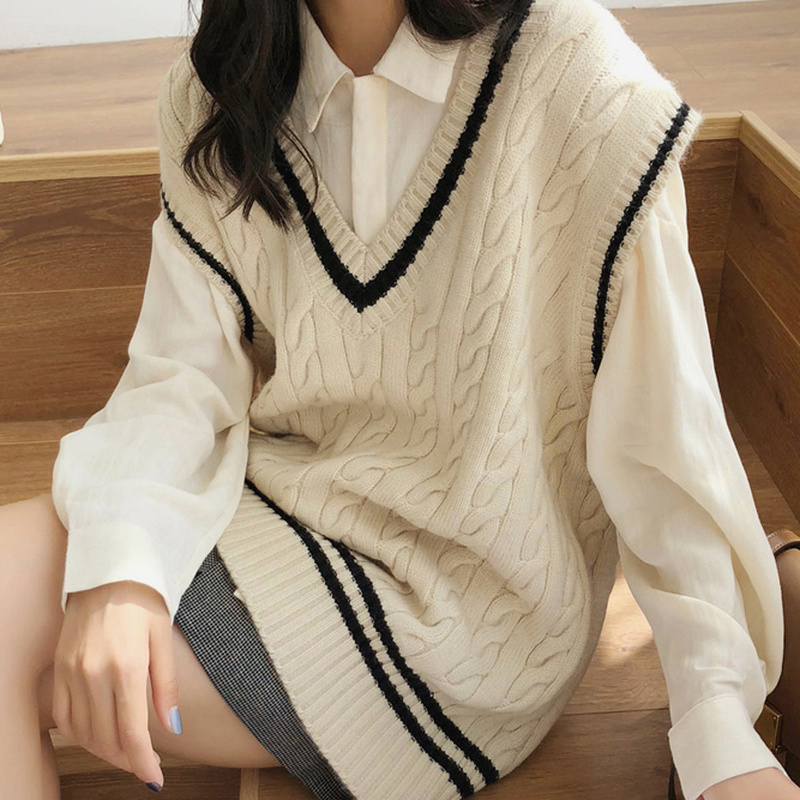 Sweater Vest Women V-neck Soft Loose-fit Teens All-match Fresh Outwear Sleeveless Gentle Knit Streetwear Japanese Style Fashion alx