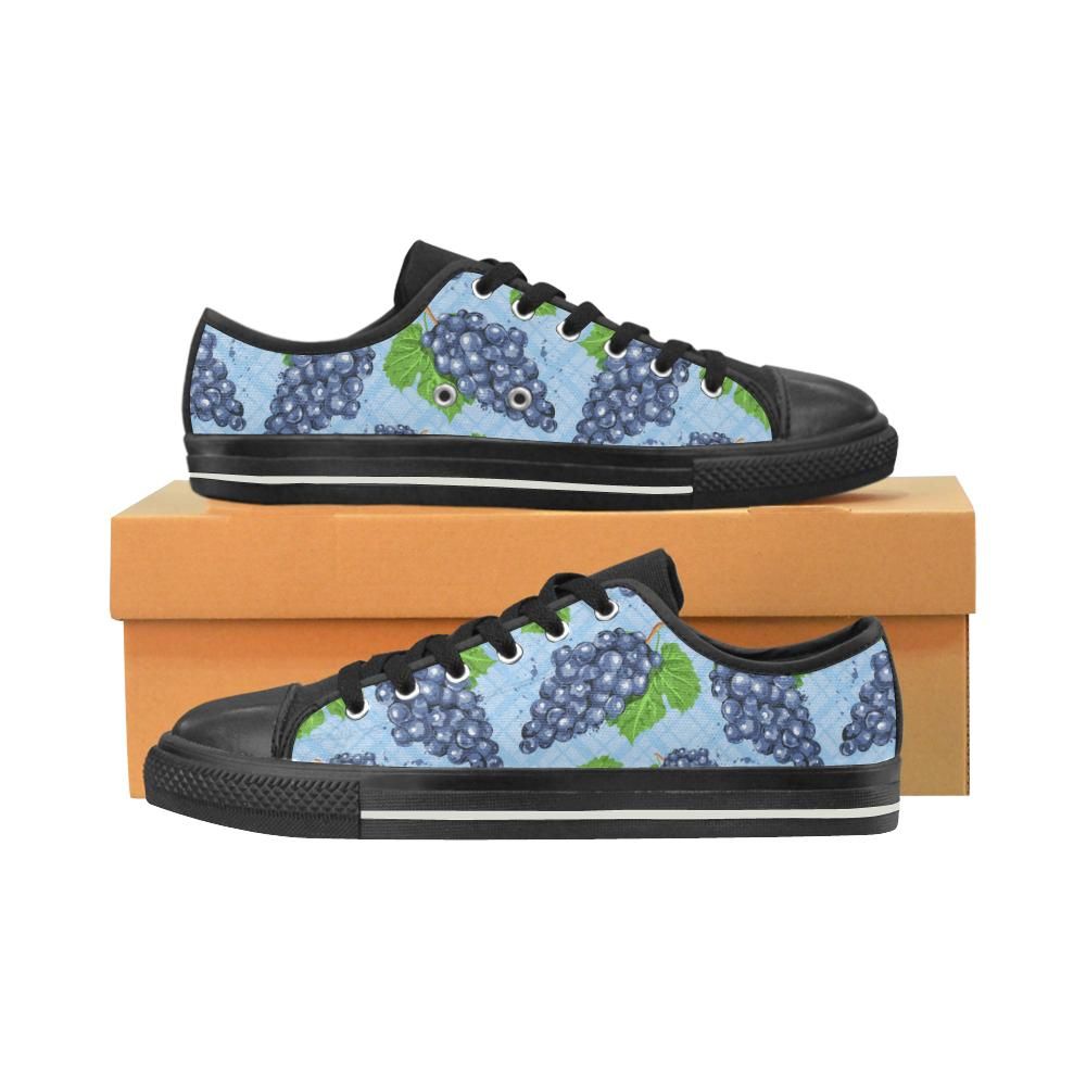 Watercolor grape pattern Men’s Low Top Shoes Black