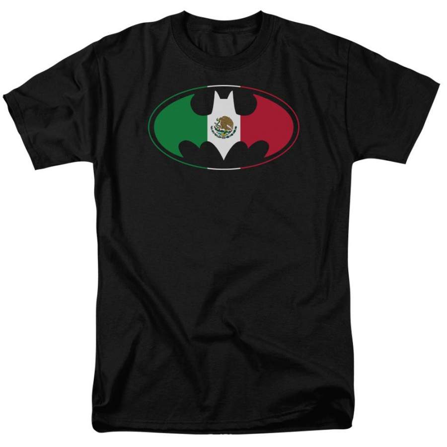 Batman Mexican Flag Shield Men’s 18/1 Cotton Short-Sleeve T-Shirt