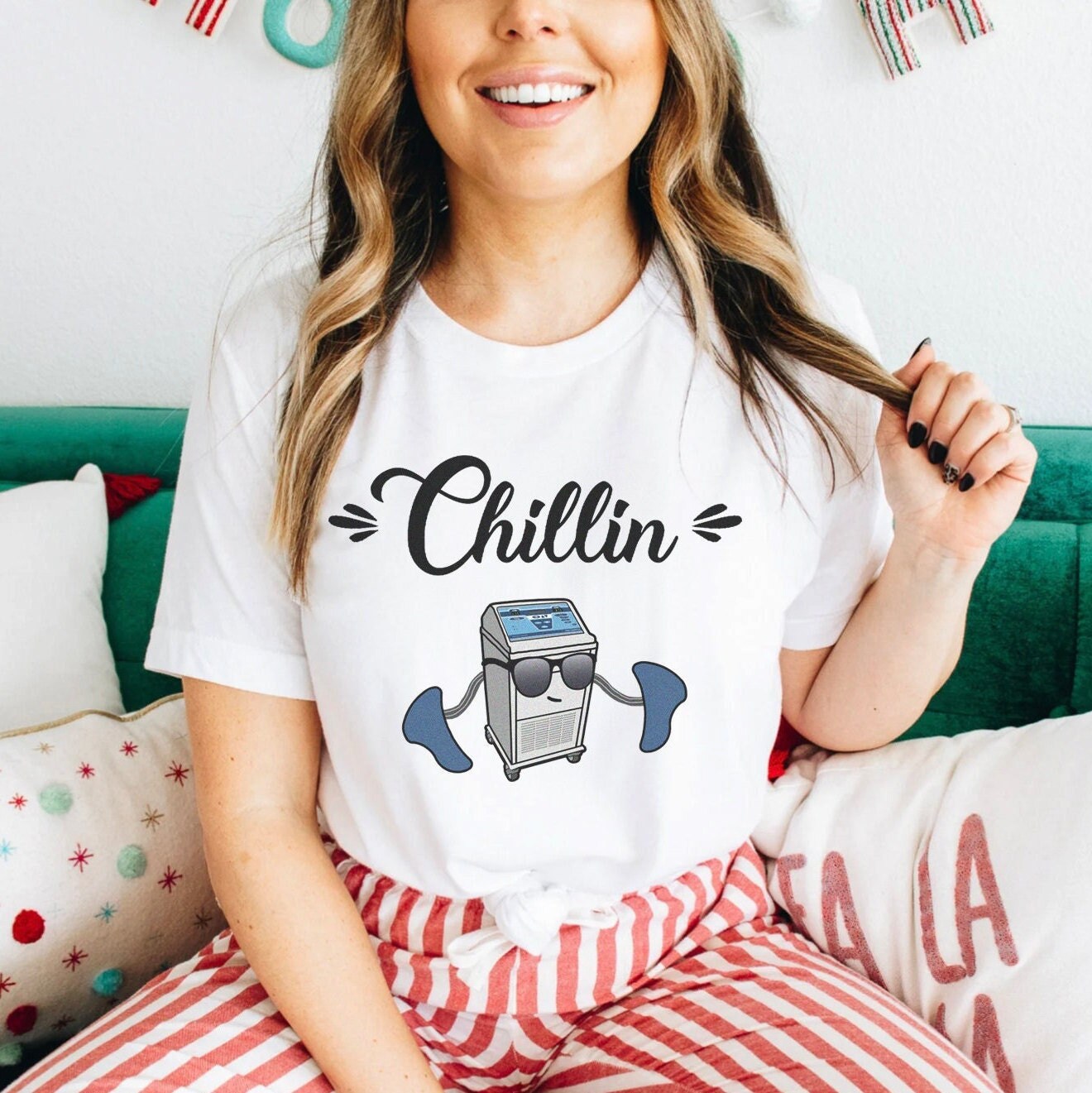 Chillin Funny ICU Nurse T-Shirt, Cute Critical Care Nursing RN Shirt, Nurses Week Gift, Arctic Sun Cooling Blanket, SICU Micu Cvicu Tshirt