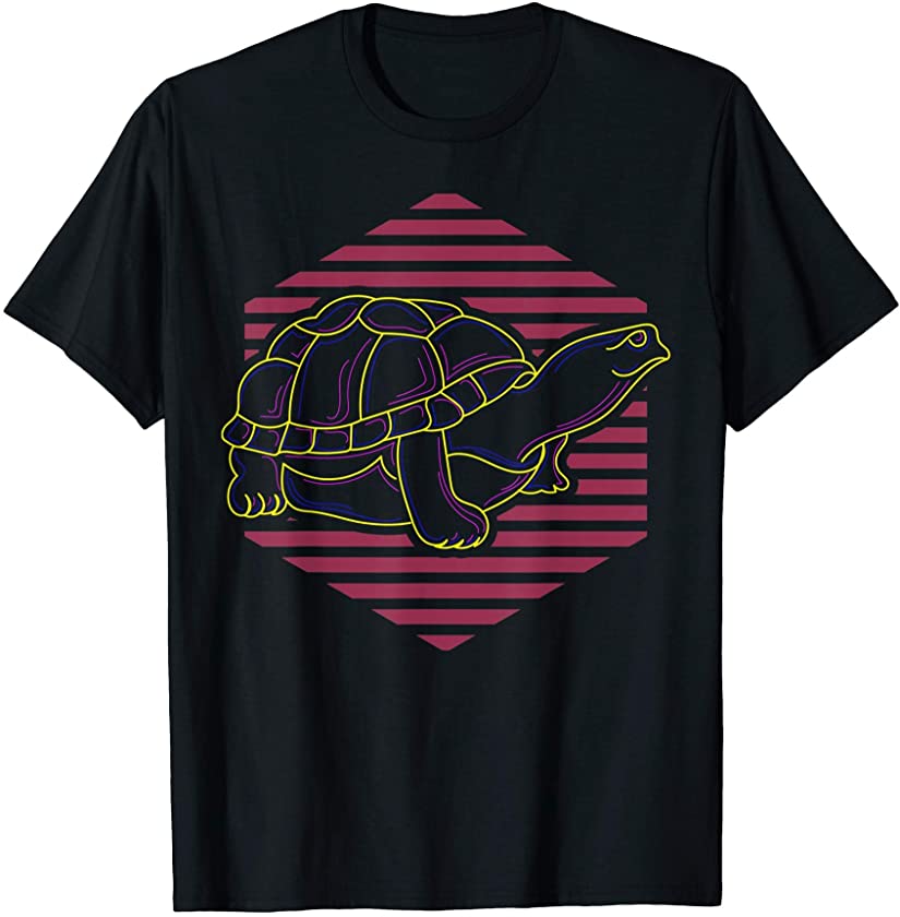 Retro Ocean Animal Lover Gift Aquarist Pet Owner Sea Turtle T-Shirt