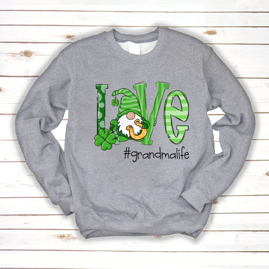 Love Grandma Gnome Patrick’S Day Sweatshirt