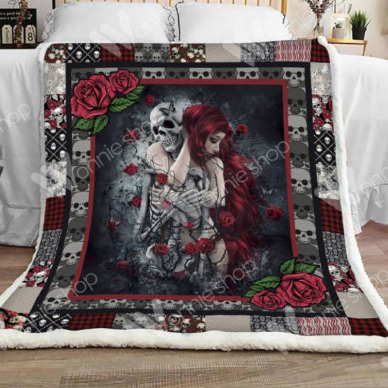 Skull F2204 81O34 Sherpa Blanket