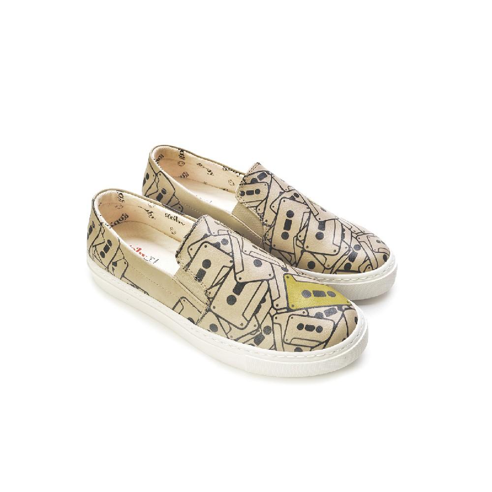 Slip On Sneakers Shoes Vn4071