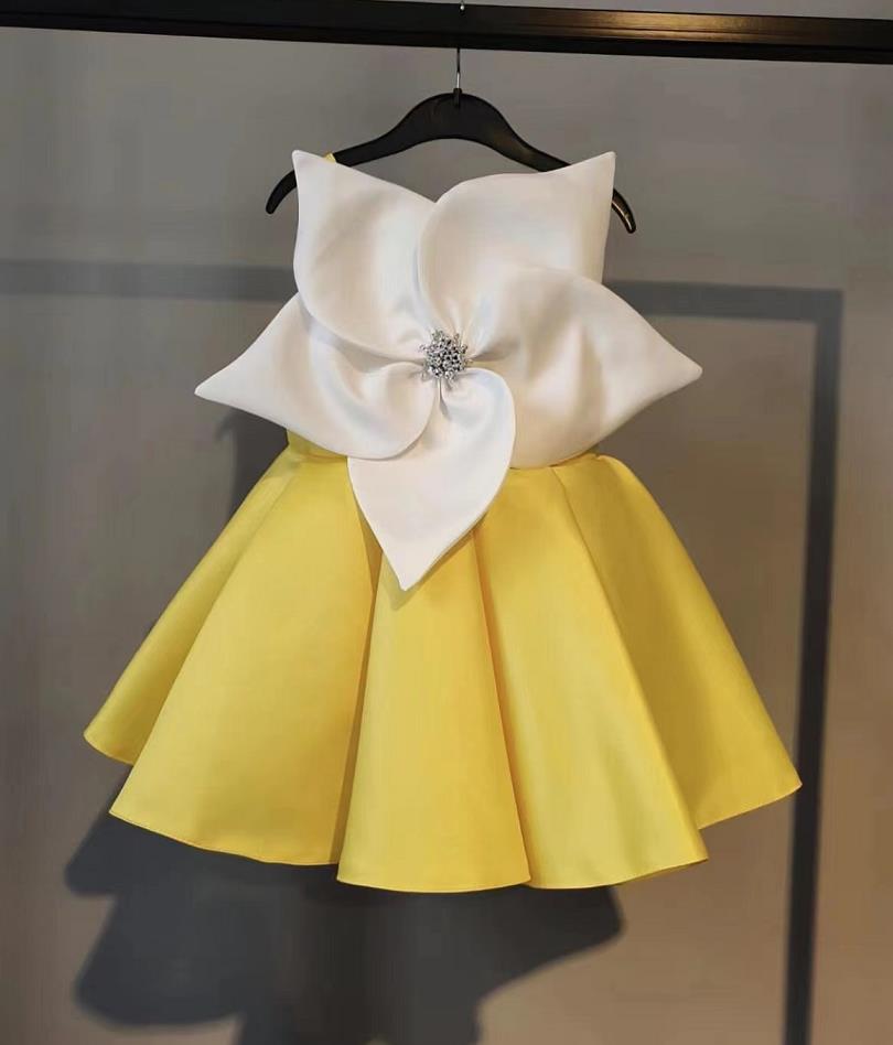 Baby Girl Clothing For Baptism Birthday Party Wedding Princess Ball Gown Sleeveless Bow Beading Design Girls Dresses A1333 alx