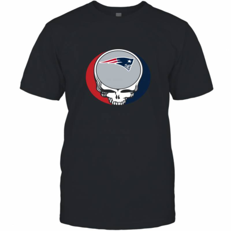 Halloween Skull Funny Football Team New England Patriots T-Shirt