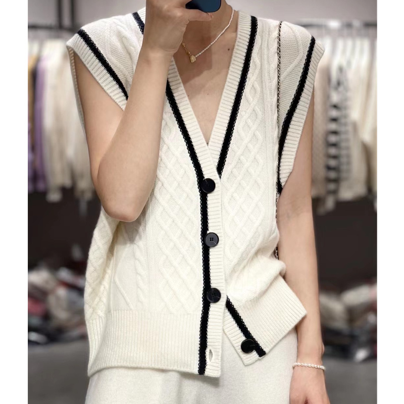 Temperament twist flowerpatchwork color V-neck wool vest women’s knitted cardigan sleeveless sweater loose horse clip short vest alx