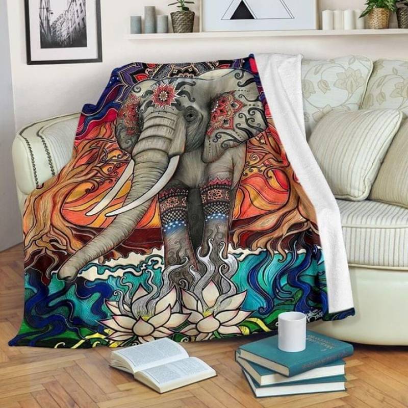 Beautiful Art Of Elephant Best Gift For Your Friends Who Love Elephant Quilt Blanket