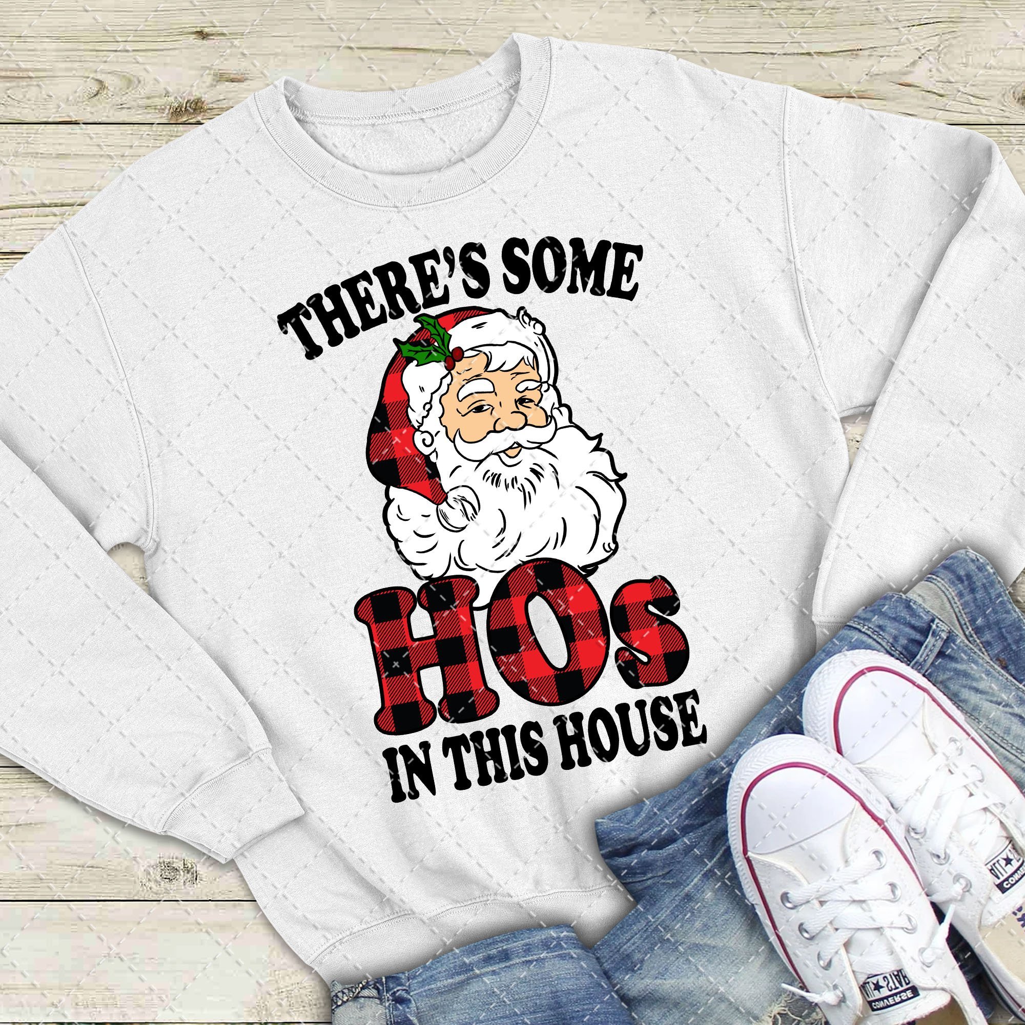 There’s Some Hos In This House Christmas Santa Claus Graphic Unisex T Shirt, Sweatshirt, Hoodie Size S – 5xl