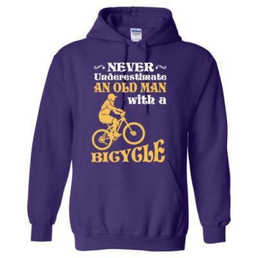 AGR Never Underestimate An Old Man With A Bicycle – Heavy Blend™ Hooded Sweatshirt