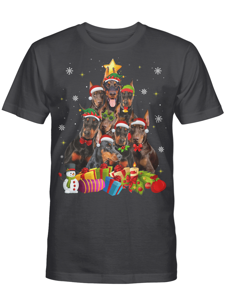 AmazeStyleZ Santa’s Reindeer, Ugly Christmas Sweater, Christmas Gift Ideas, Funny Doberman Christmas Tree Gifts Xmas T-Shirt