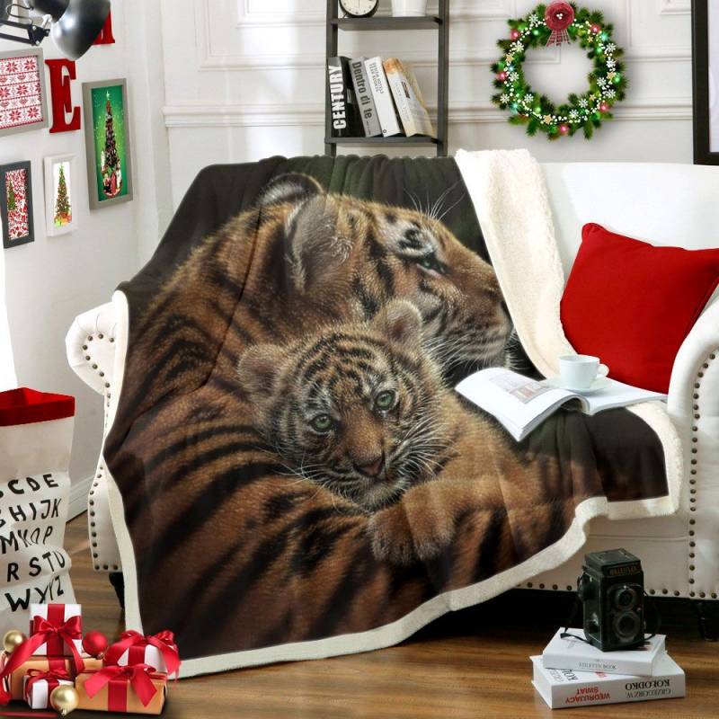 Cherished Tiger AA2312147TT Sherpa Fleece Blanket