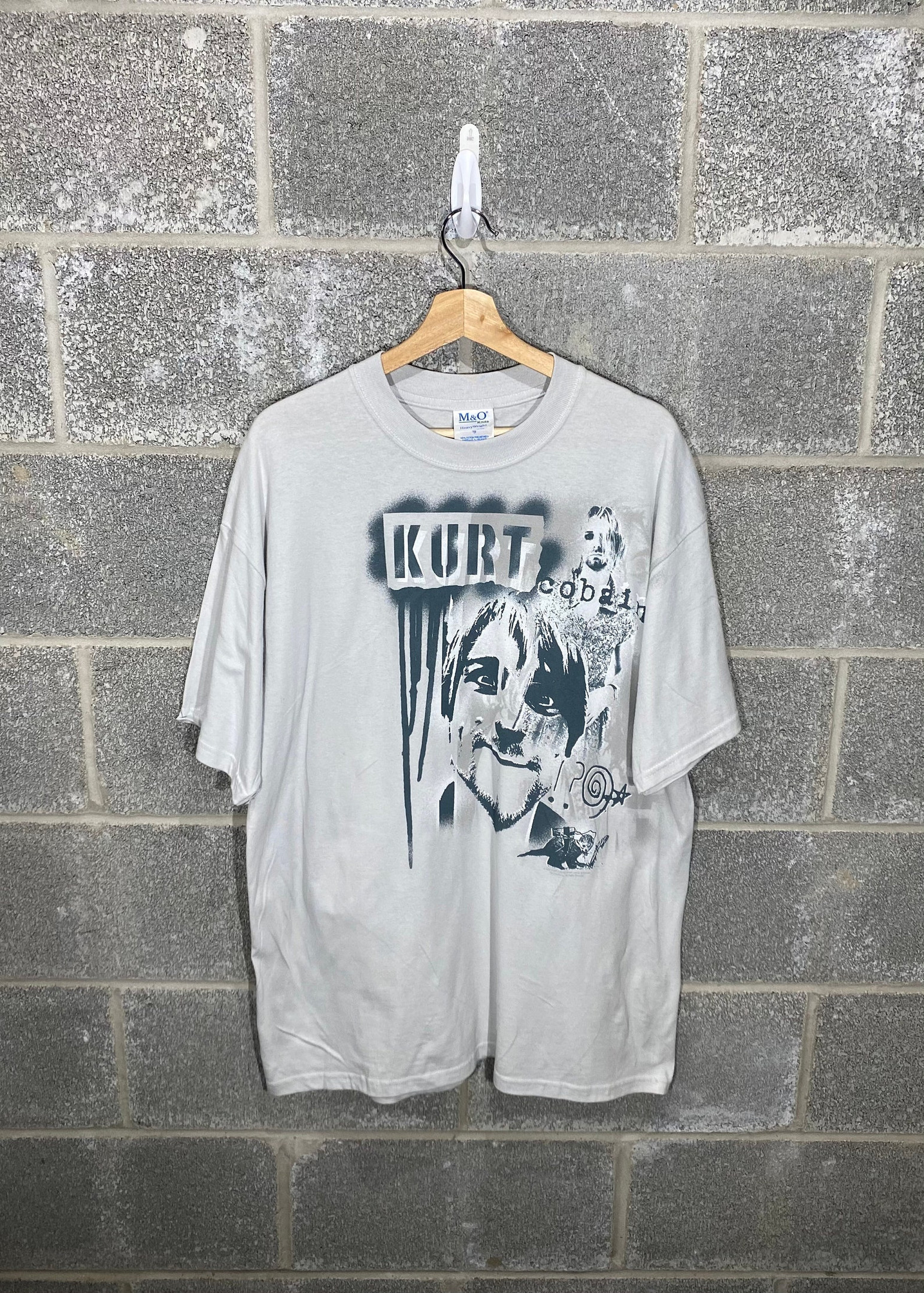 Vintage Y2K 2000S Kurt Cobain Nirvana Grey Graphic Rap Tee Style Band Tee T Shirt