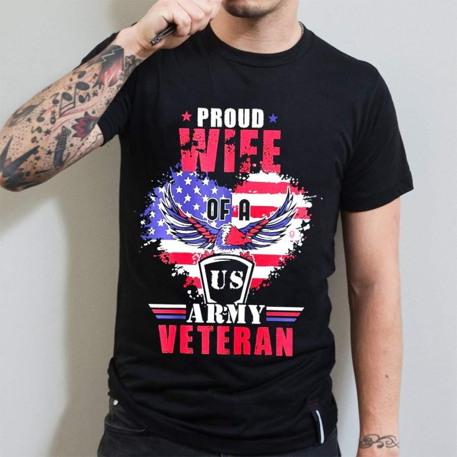 Womens Proud Wife of a US Army Veteran T-Shirt for Women