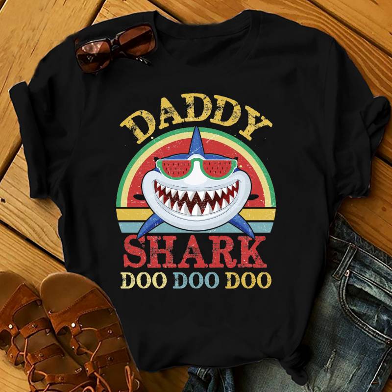 Crushtee Daddy Shark Doo Father’s Day Shirts Men, Birthday T Shirts, Summer Tops, Beach T Shirts Long Sleeve Hoodie