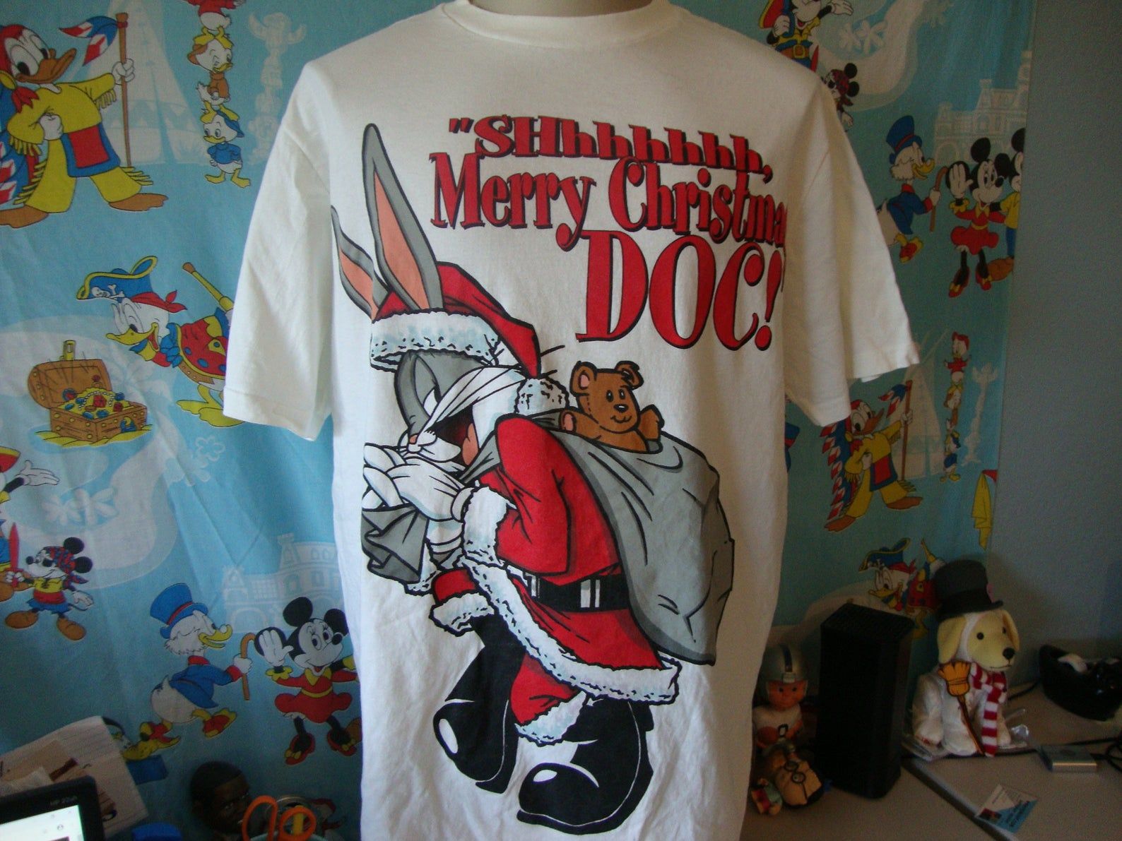 Vintage 90’s Looney Tunes Buggs Bunny Christmas Tee T Shirt Tall