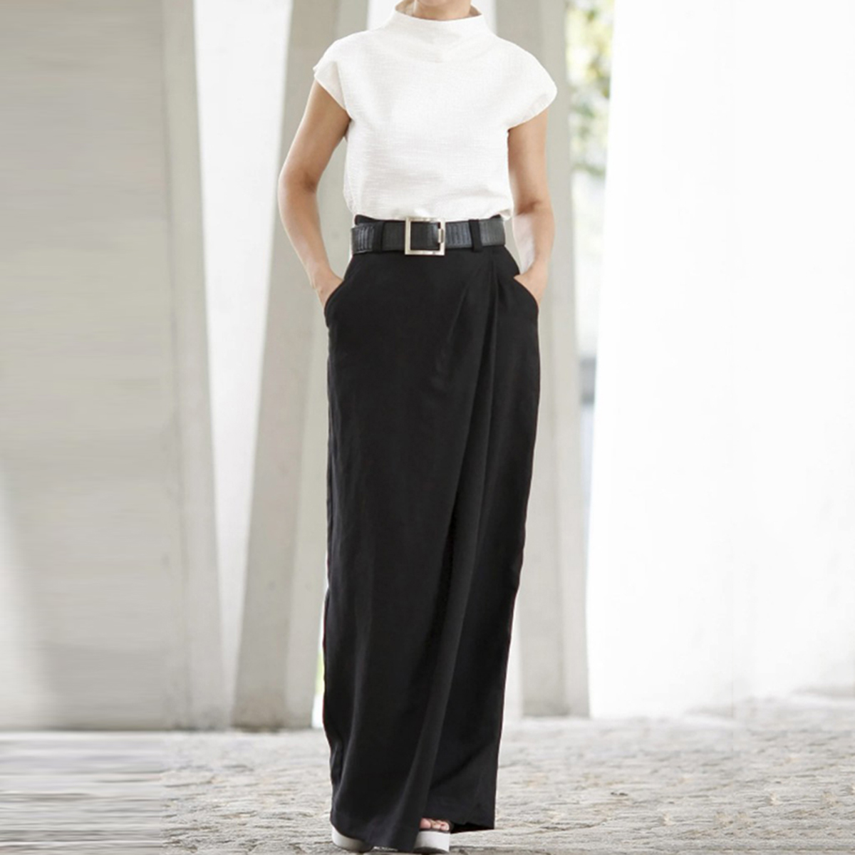 Yeezzi Spring Female Fashion Elegant Original Solid Color White Black Simple Loose Solid Color Wide Leg Pants for Women 2022 alx