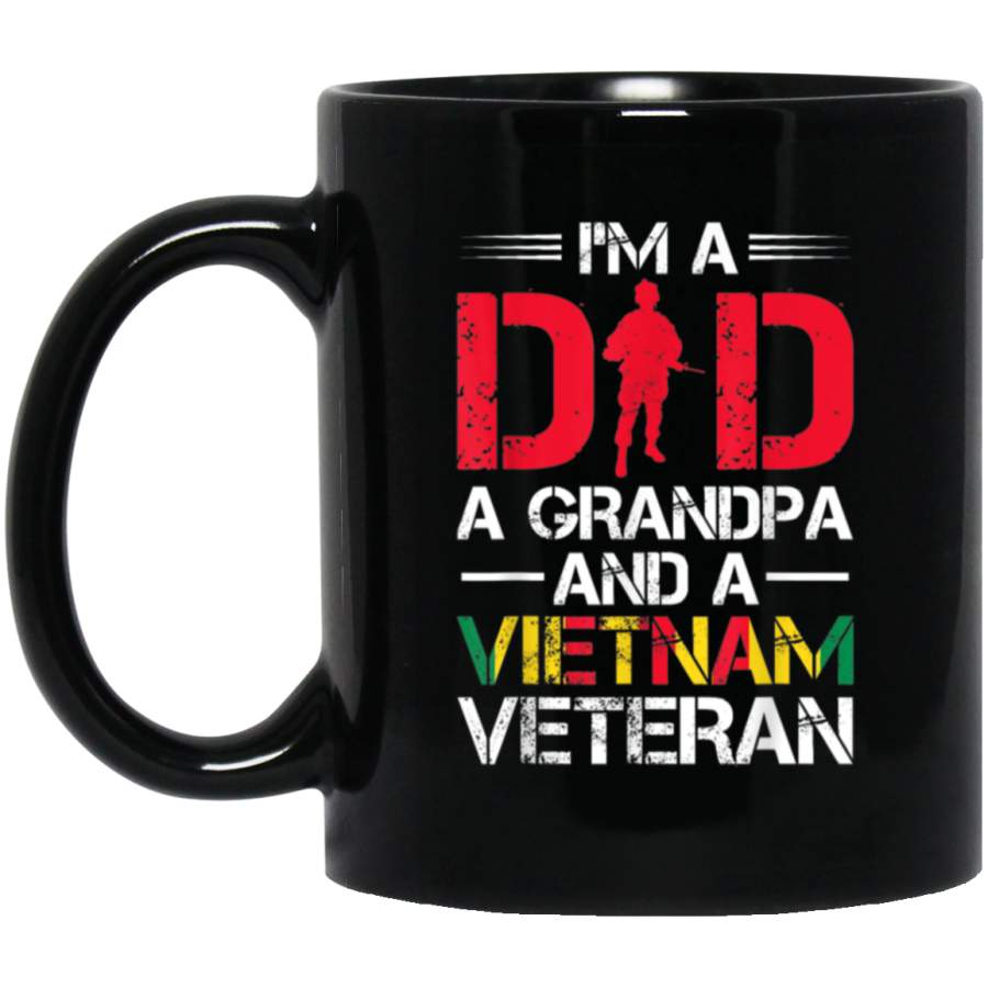 Im a Dad a grandpa and a Vietnam Veteran T Shirt Mug