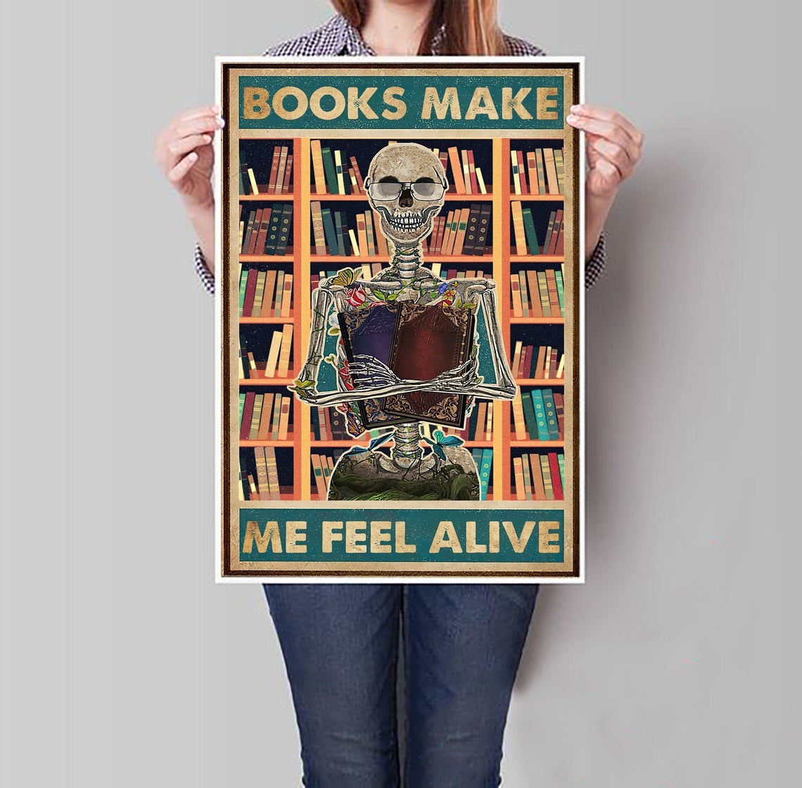 Skeleton Poster, Books Make Me Feel Alive Poster, Skeleton Reading Canvas And Poster, Canvas Prints, My Poster Wall, Canvas Wall Art, Wall Decor Visual Art, Happy Halloween